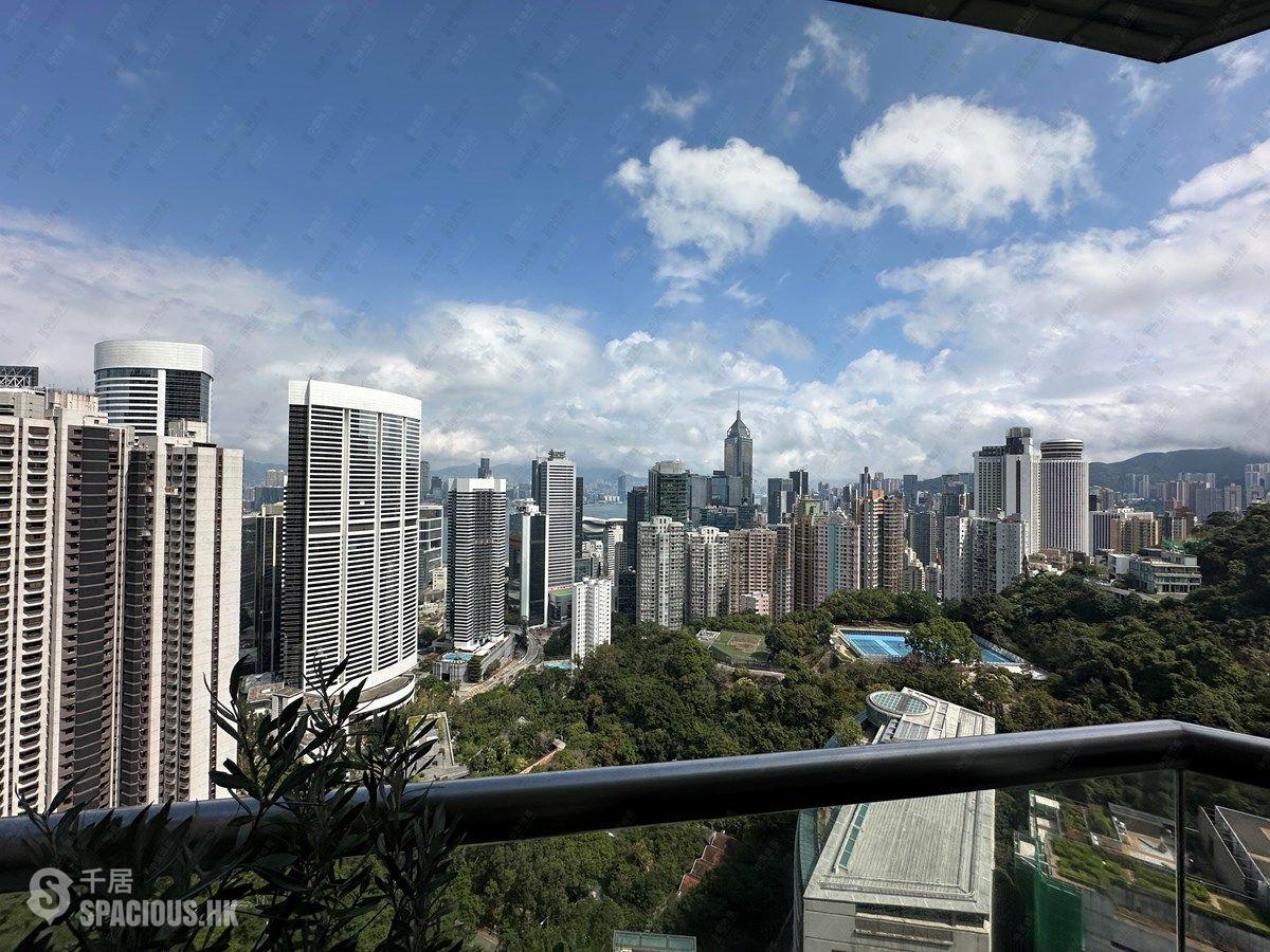Mid Levels East - Bowen Place 01