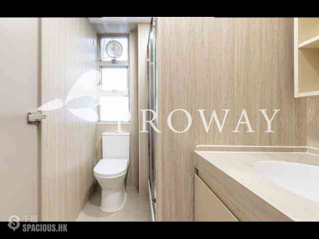 Mid Levels West - Realty Gardens London Court (Block 1) London Court 09
