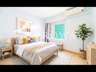 Mid Levels Central - Merry Court 05