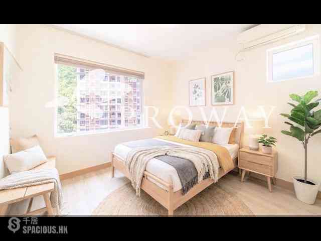 Mid Levels Central - Merry Court 06