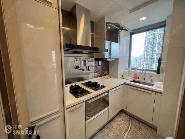 West Kowloon - The Cullinan (Tower 21 Zone 5 Star Sky) 03