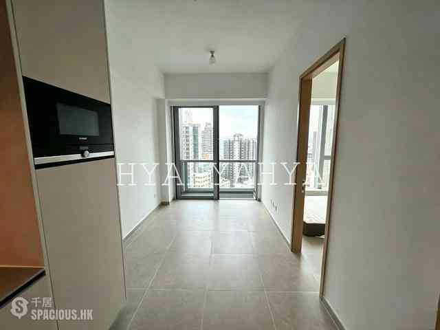 Sai Ying Pun - No.8 Hing Hon Road (Resiglow-Bonham) 01