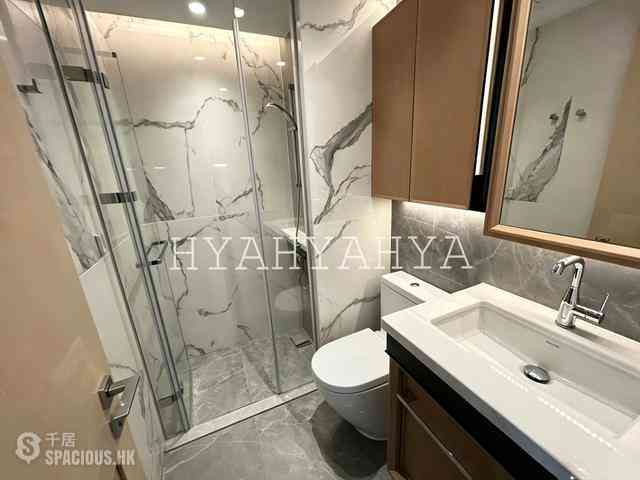 Sai Ying Pun - No.8 Hing Hon Road (Resiglow-Bonham) 05