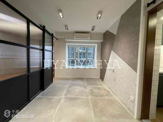 Mid Levels Central - Midland Court 01