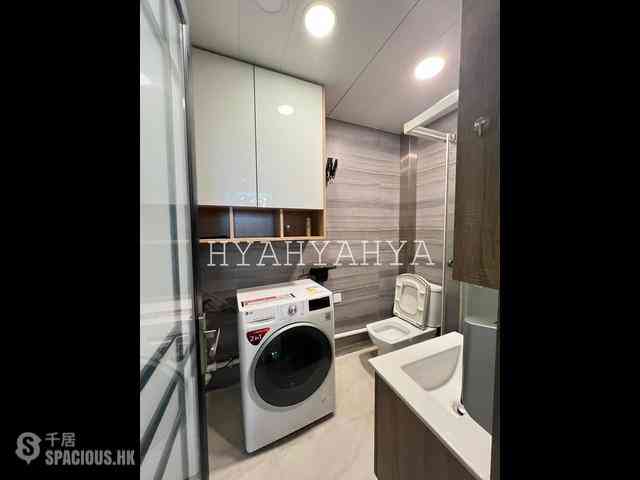Sheung Wan - AVA128 04