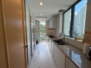 Ap Lei Chau - Larvotto Block 1 06