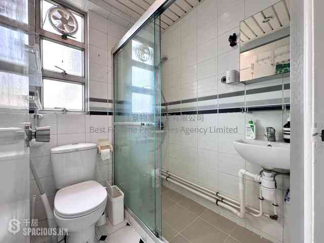 Shek Tong Tsui - Chester Court 07