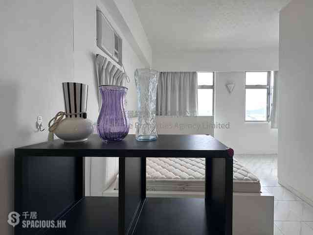 Shek Tong Tsui - Chester Court 03