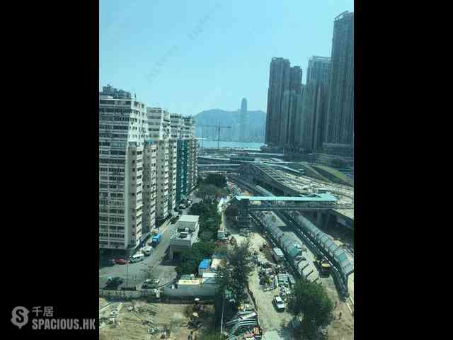 Yau Ma Tei - The Coronation Tower 3 04
