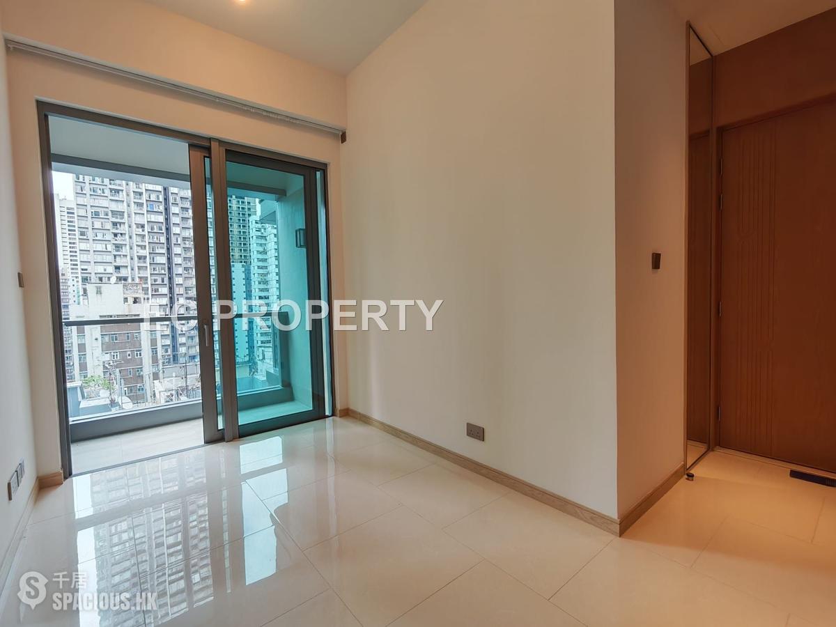 Sai Ying Pun - Upper Manor 01