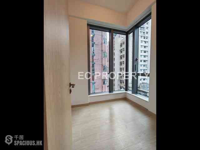 Sai Ying Pun - Upper Manor 10