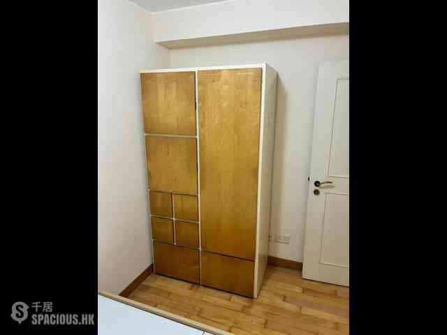 Sheung Wan - Queen's Terrace 10