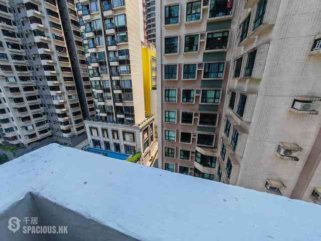Soho - King Ho Building 04