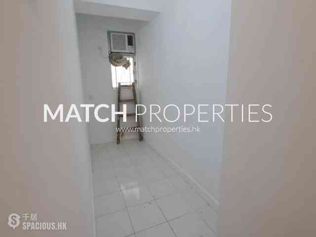 Mid Levels West - Realty Gardens Rome Court (Block 4) Rome Court 07