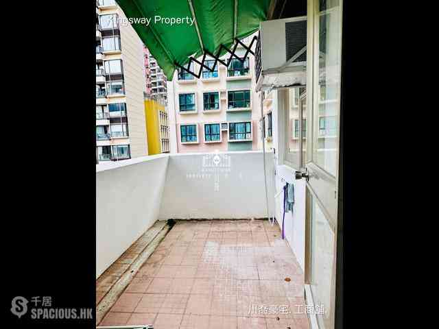 Soho - King Ho Building 03