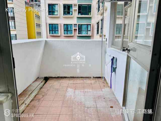 Soho - King Ho Building 07