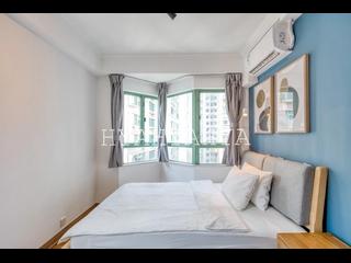 Mid Levels Central - Goldwin Heights 03