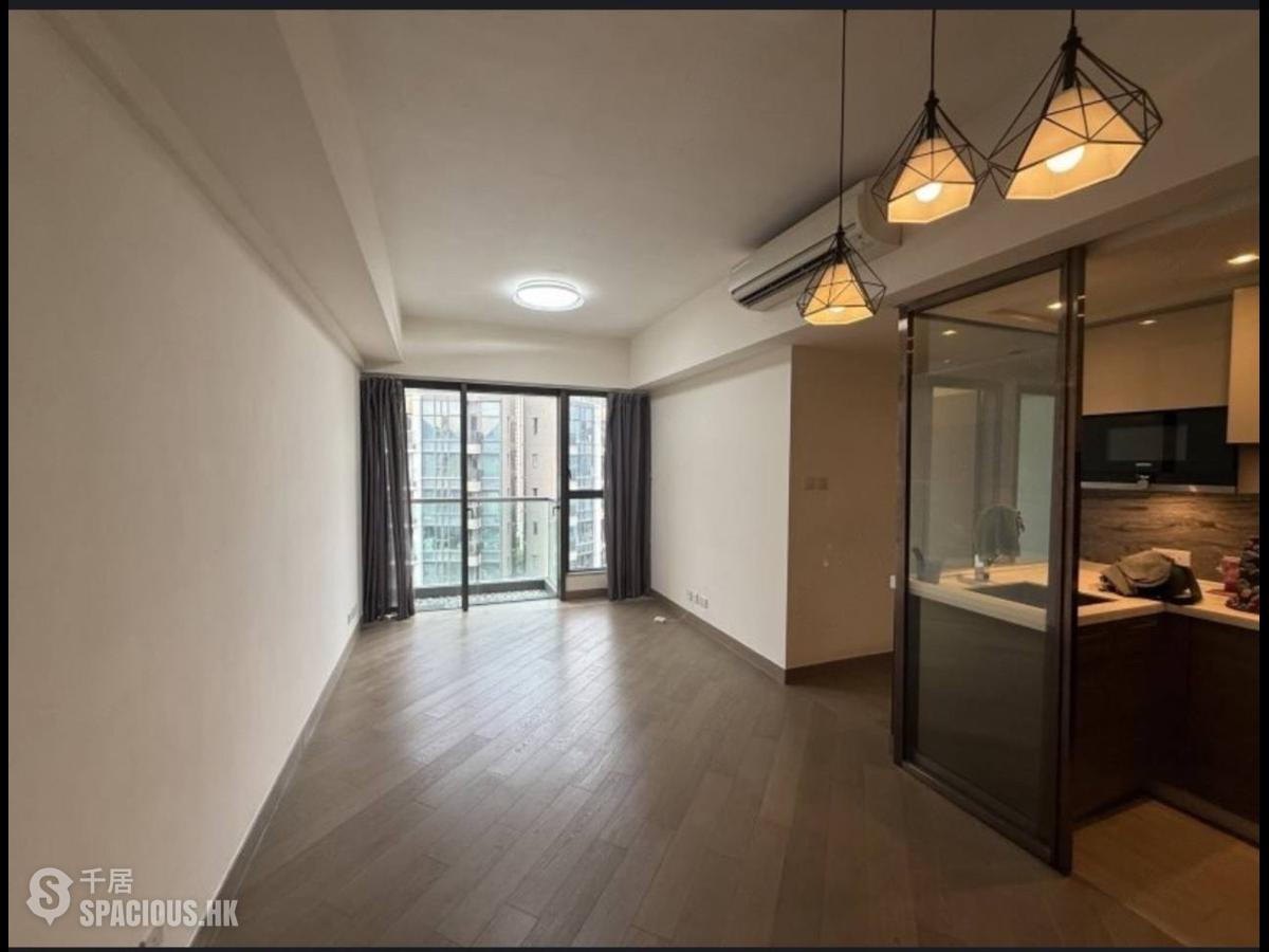 Tseung Kwan O - The Wings Ocean Wings Block 5 01