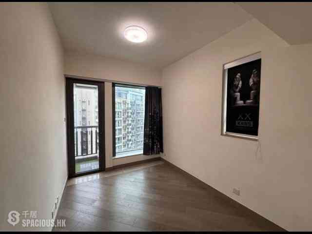 Tseung Kwan O - The Wings Ocean Wings Block 5 03