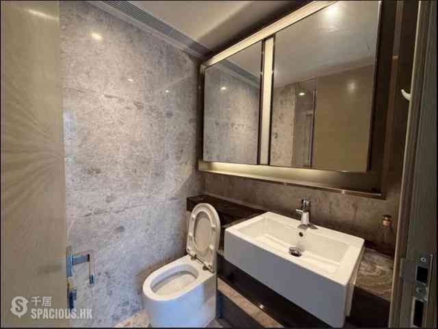 Tseung Kwan O - The Wings Ocean Wings Block 5 10