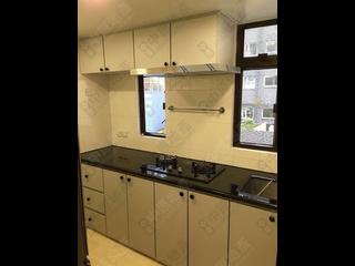 Mid Levels West - Chong Yuen 04
