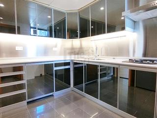 Mid Levels West - 80 Robinson Road 08