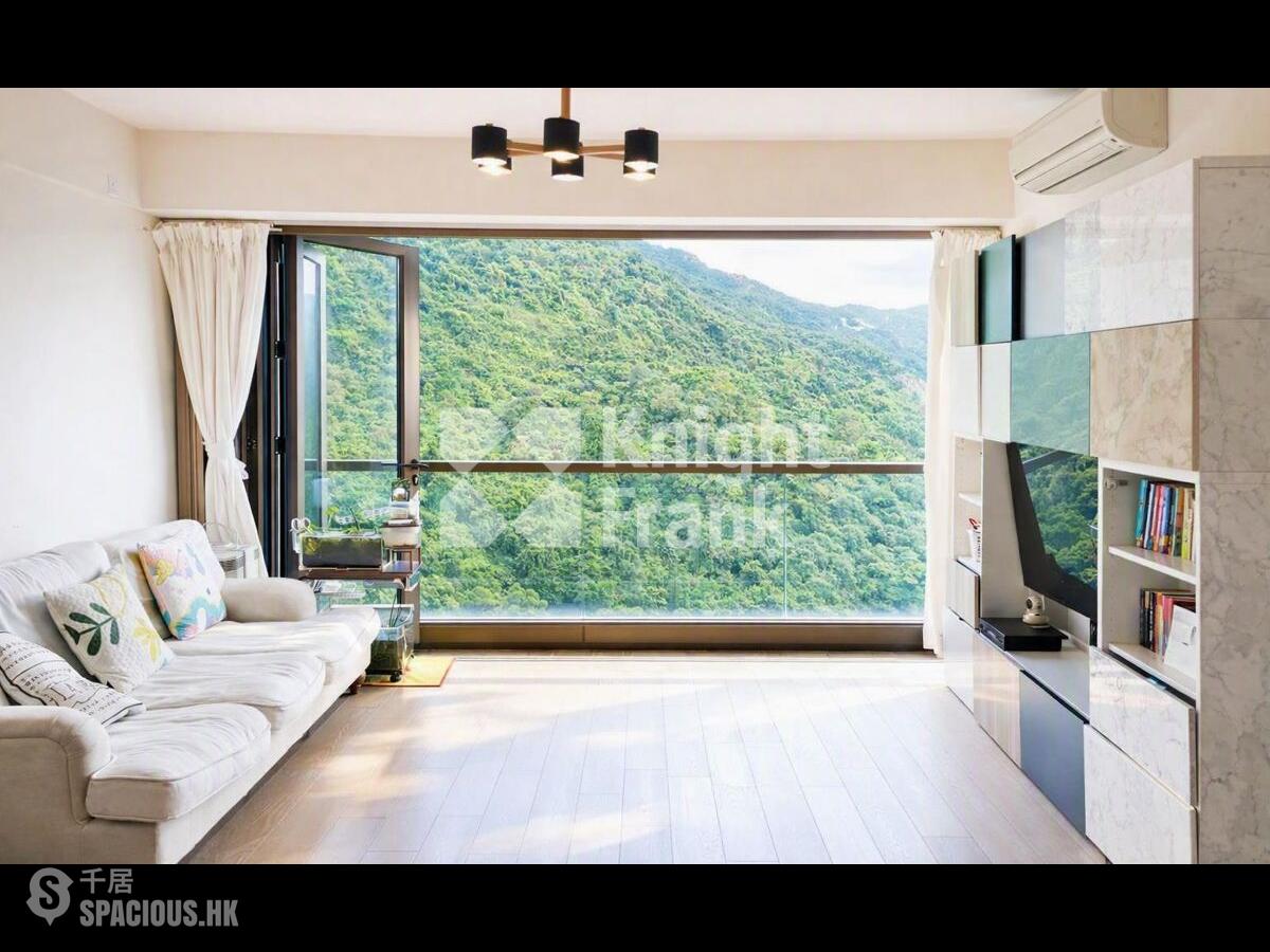 Shau Kei Wan - Island Garden 01