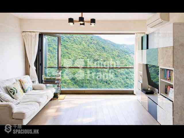 Shau Kei Wan - Island Garden 01
