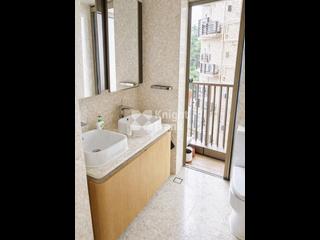 Shau Kei Wan - Island Garden 05