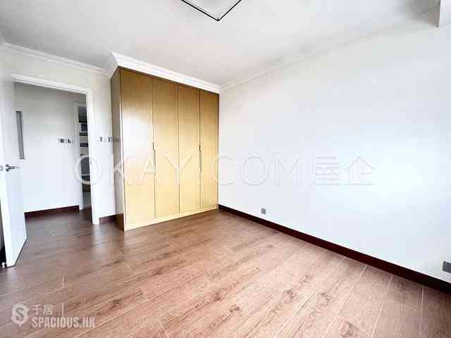 Pok Fu Lam - Baguio Villa Block 23 12