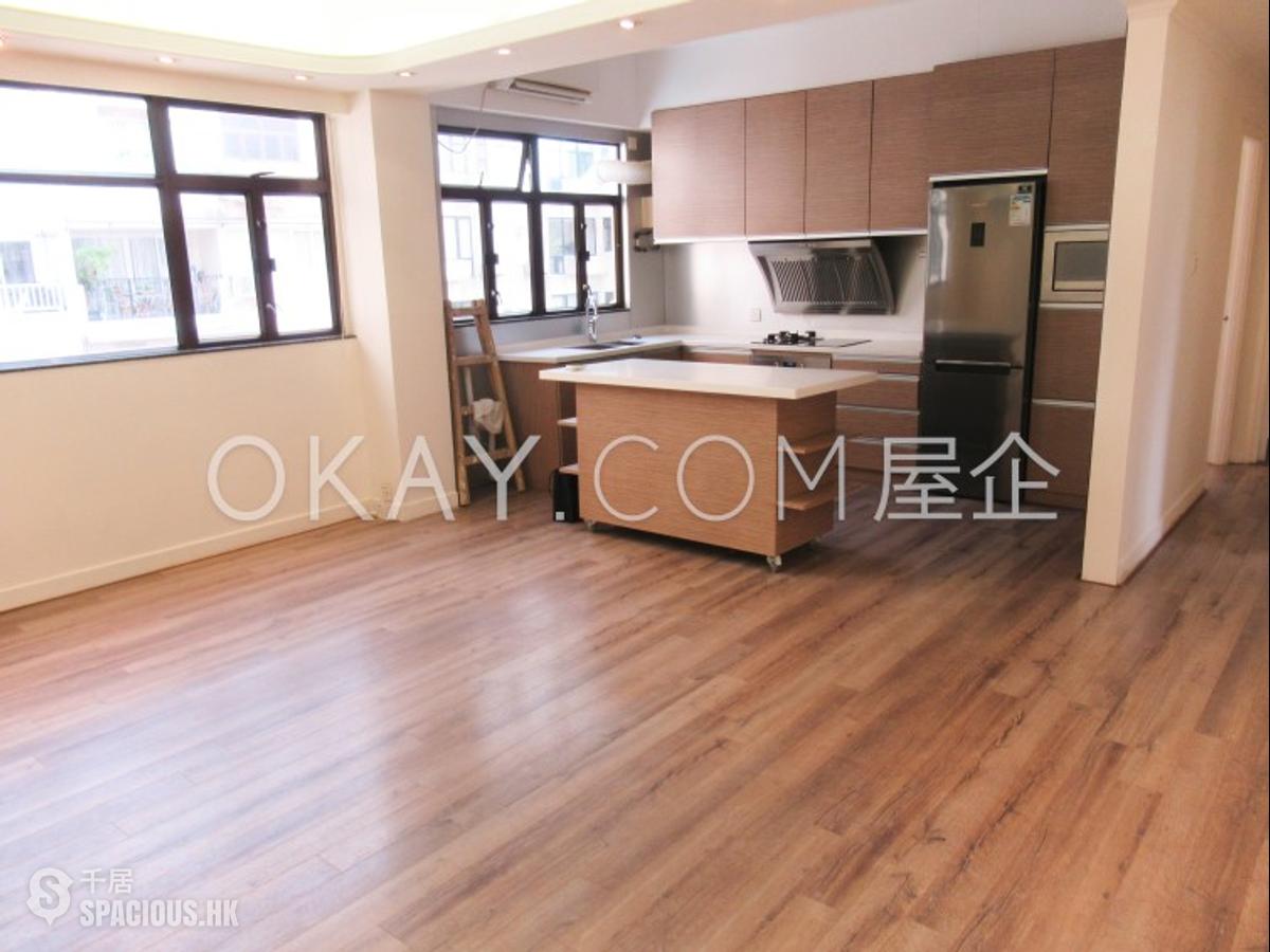 Tuen Mun - Greenland Garden Block A 01