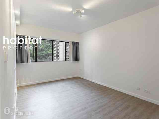 Mid Levels Central - Clovelly Court 02