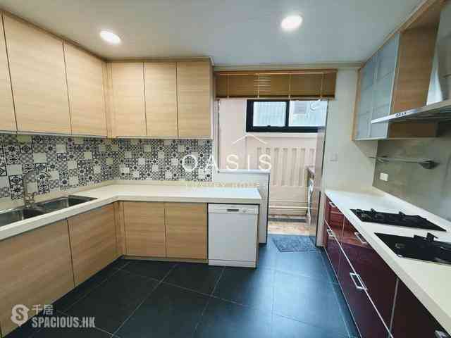 Stanley - Stanley Court 03