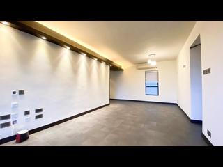 Mid Levels Central - The Grand Panorama Block 3 03