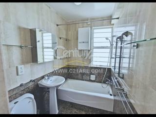 Pok Fu Lam - Scenic Villas 05