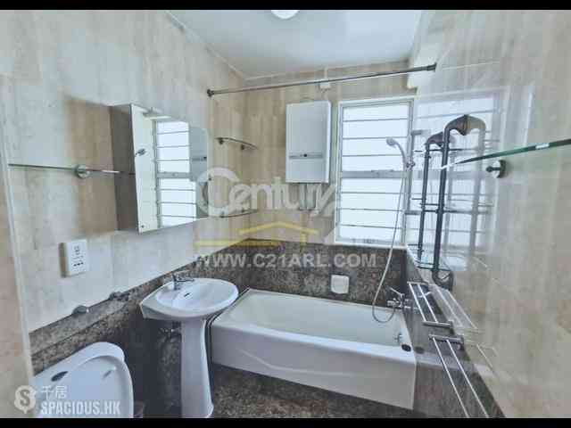 Pok Fu Lam - Scenic Villas 05