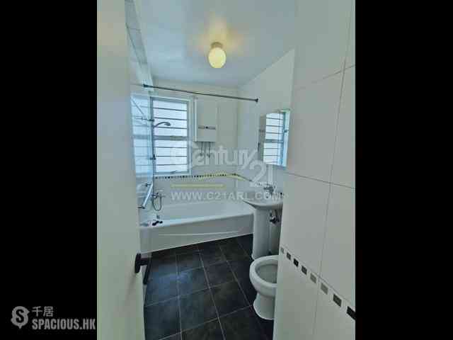 Pok Fu Lam - Scenic Villas 06