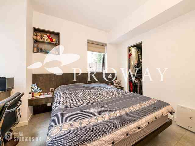 Sai Ying Pun - Golden Phoenix Court 05