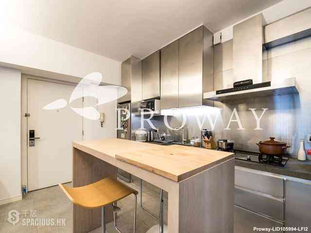 Sai Ying Pun - Golden Phoenix Court 08