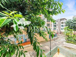 Pok Fu Lam - 18-22, Crown Terrace 02