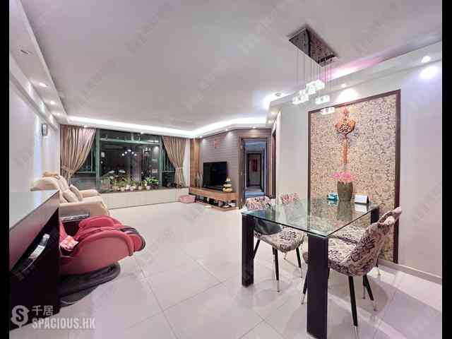 Mid Levels Central - Robinson Place 04