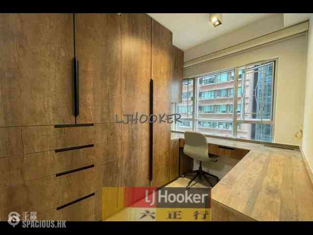 Mid Levels Central - Midland Court 01