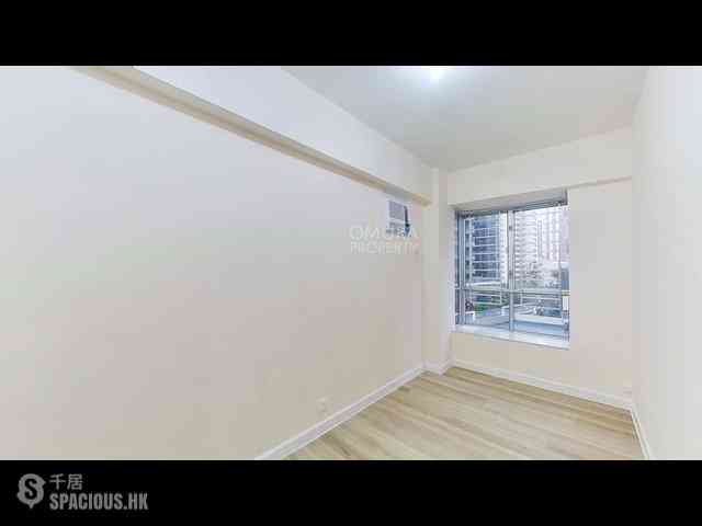 Shau Kei Wan - Galaxy Plaza 13