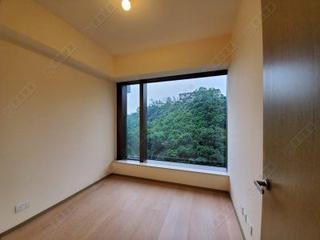 Shau Kei Wan - Island Garden 05