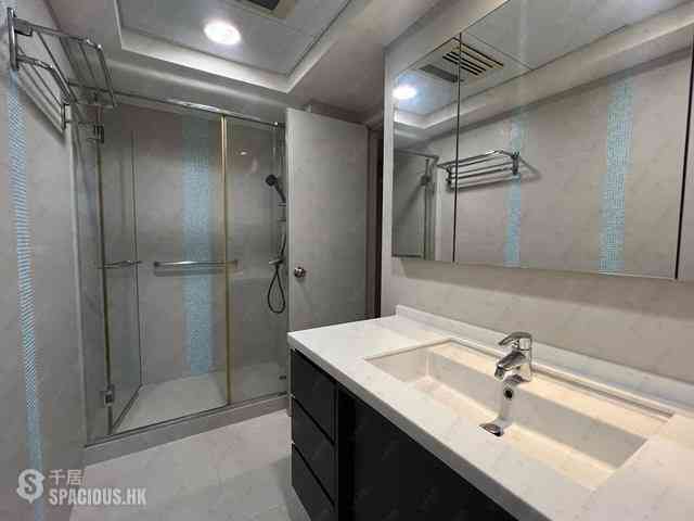 Mid Levels Central - Merry Court 24