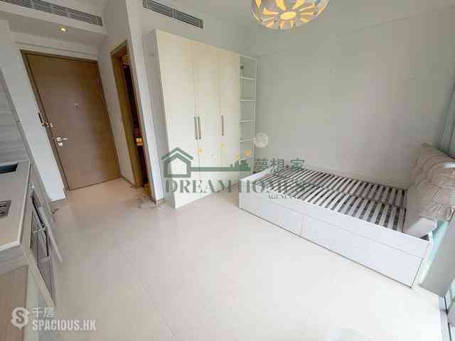 Sai Ying Pun - The Summa Block 2 03