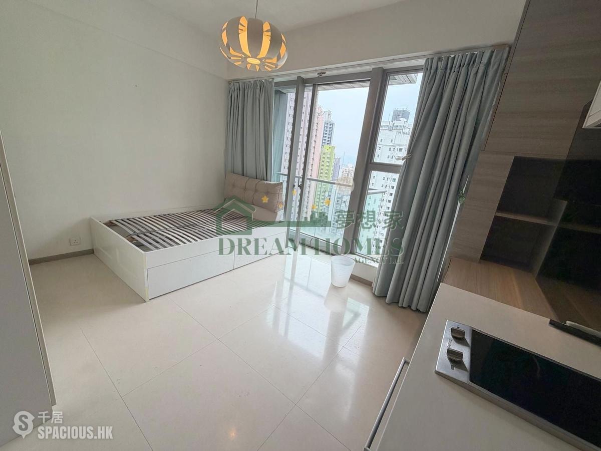 Sai Ying Pun - The Summa Block 2 01