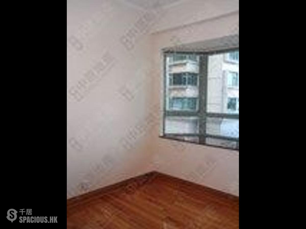 Mid Levels Central - Goldwin Heights 01
