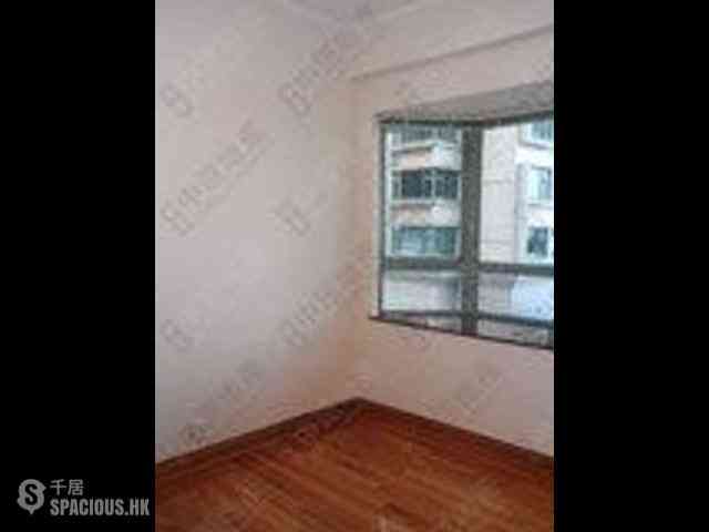 Mid Levels Central - Goldwin Heights 01