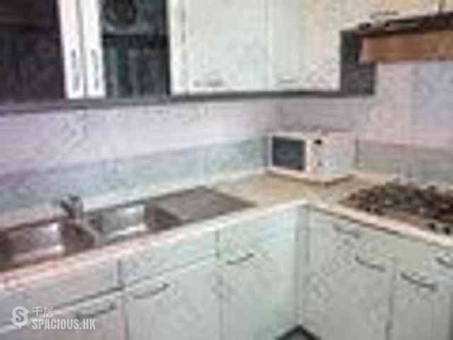 Mid Levels Central - Goldwin Heights 04